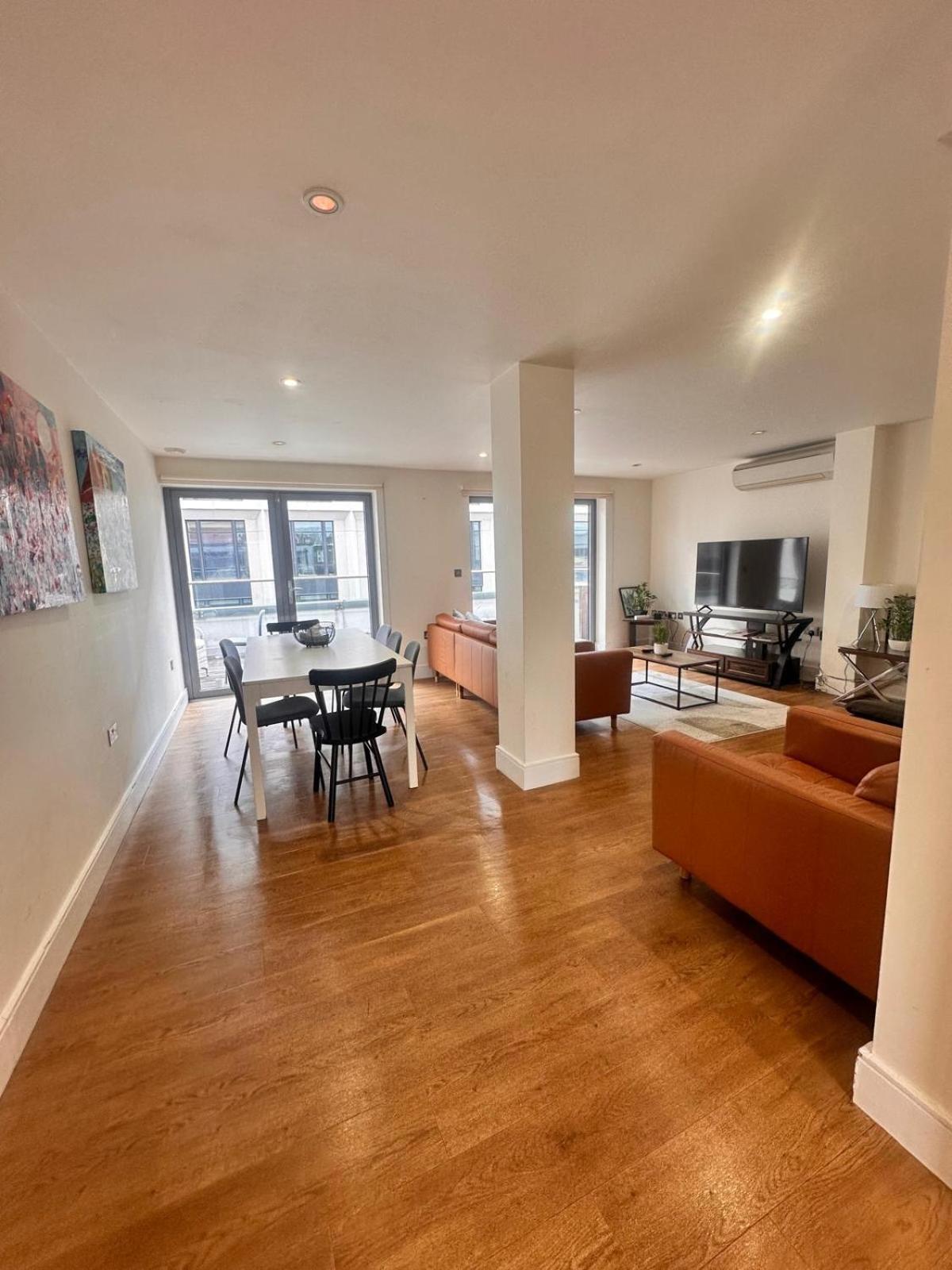 Spacious 3-Bed 3-Bath Luxury Apartment With Balcony Hyde Park London Exterior foto