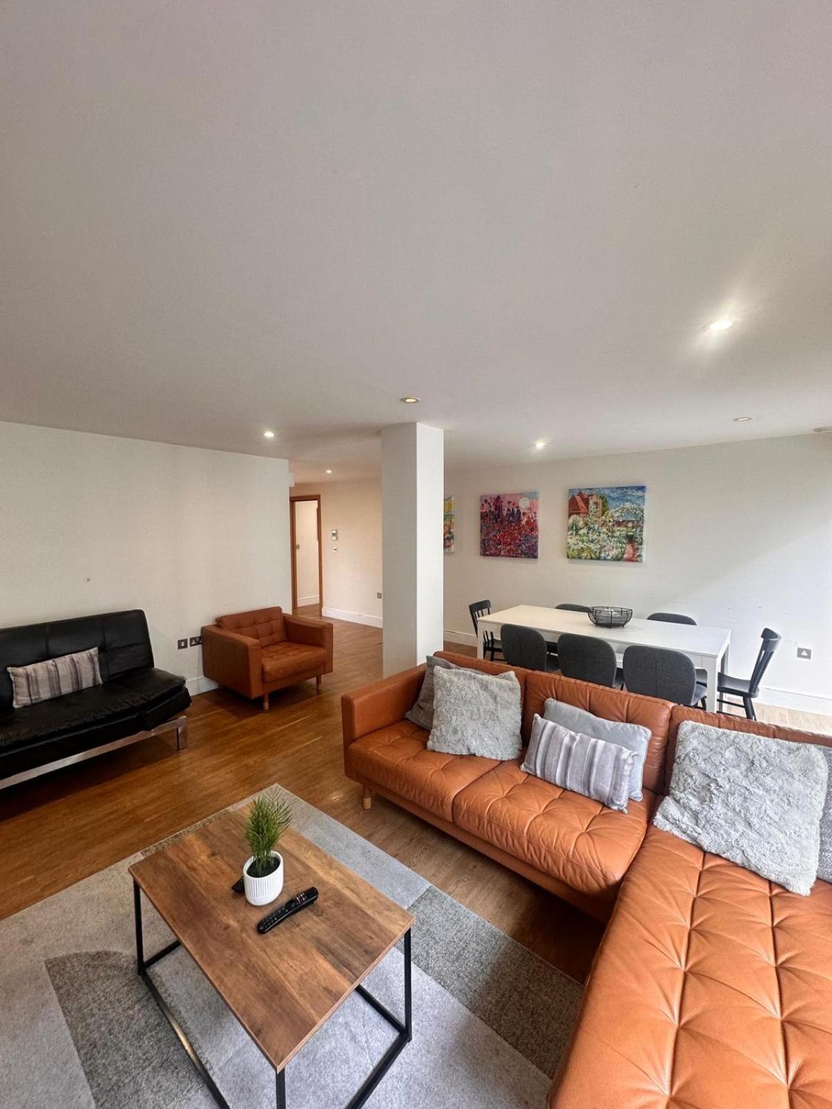 Spacious 3-Bed 3-Bath Luxury Apartment With Balcony Hyde Park London Exterior foto